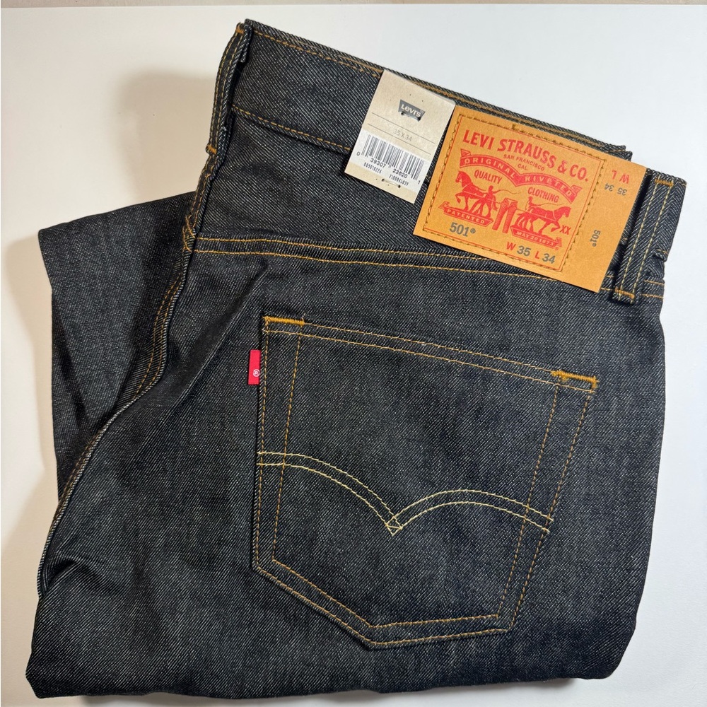 NWTO Levi's Men's Shrink to Fit Black Straight Jeans